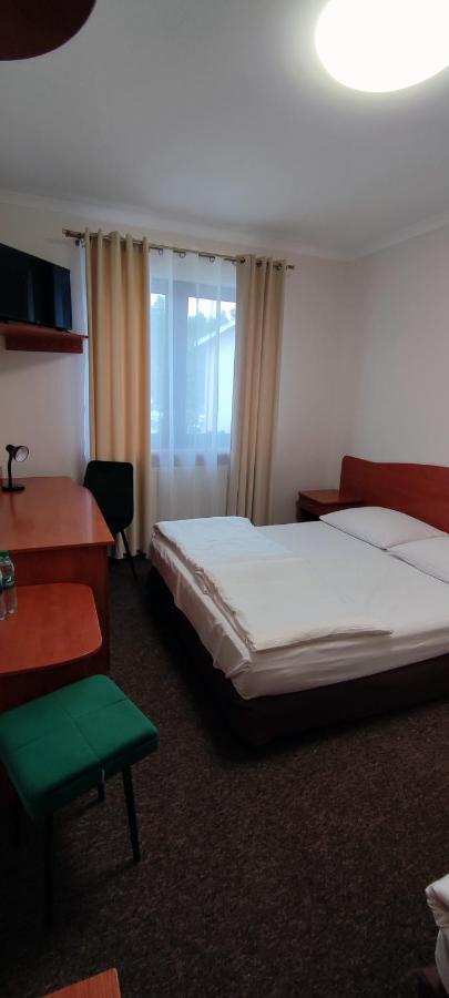 Motel Port 2000 Mostki  Luaran gambar
