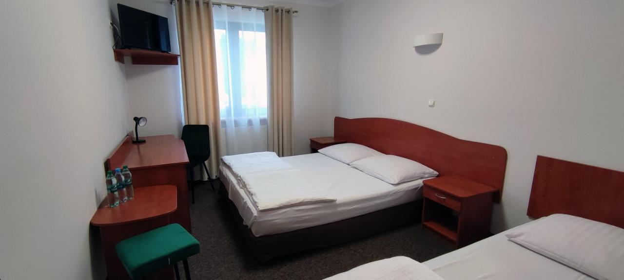 Motel Port 2000 Mostki  Luaran gambar