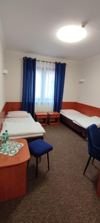 Motel Port 2000 Mostki  Luaran gambar